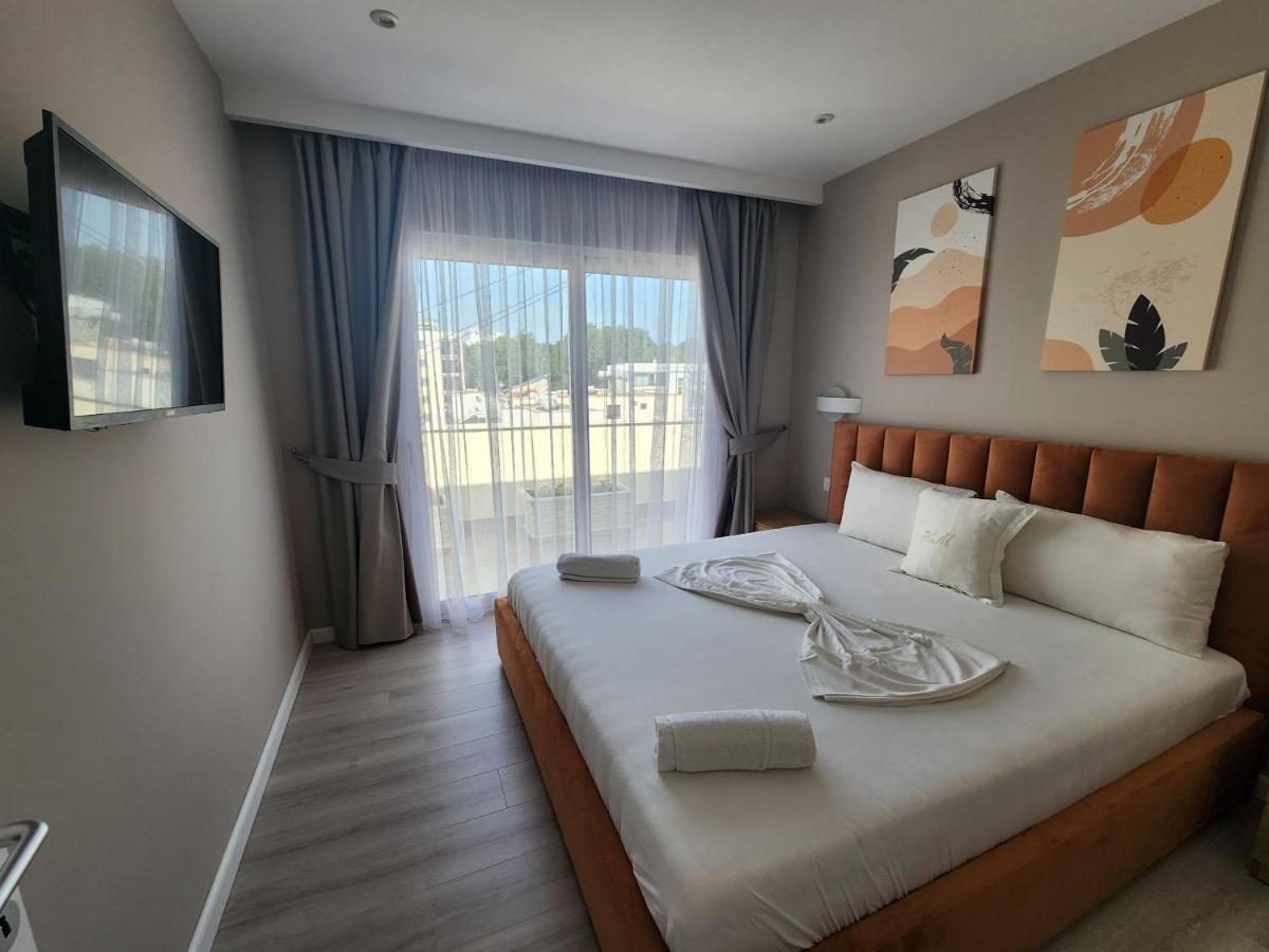 Hotel Maren Durrës Exteriör bild